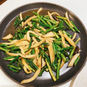 Oyster mushroom & Asparagus